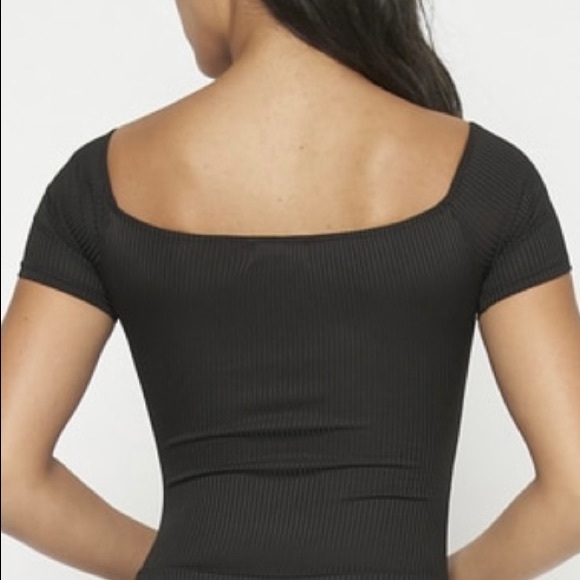 Black Short Sleeve Bodysuit with Front Button Details and Sweetheart Neckline - Picture 3 of 4